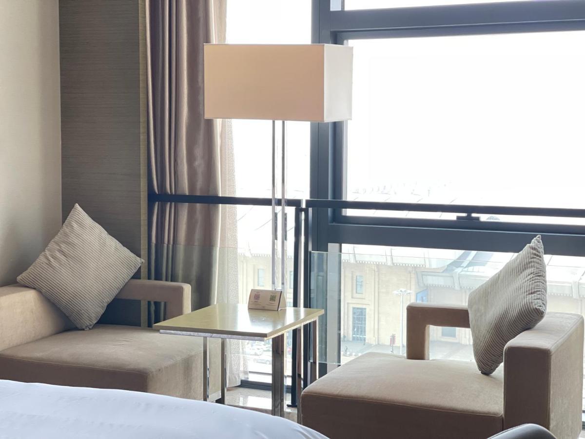 Отель Melia Цзинань Экстерьер фото