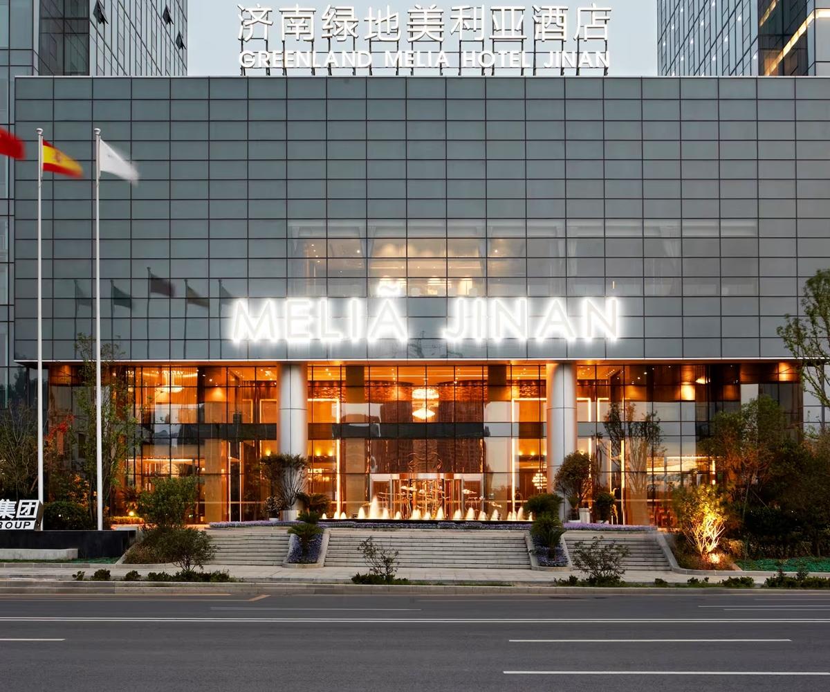 Отель Melia Цзинань Экстерьер фото